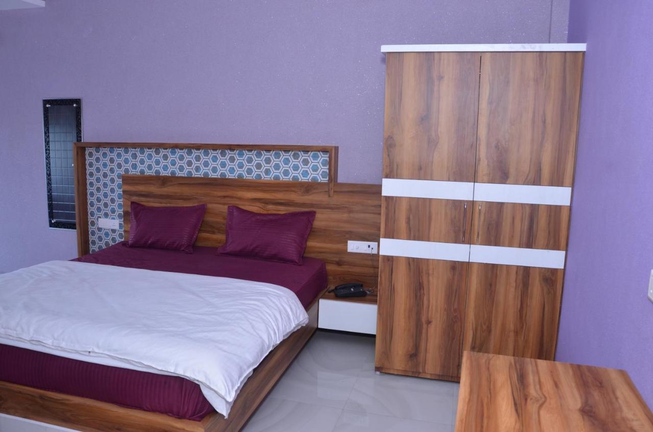 Hotel Blue Bell Raiwala Zewnętrze zdjęcie